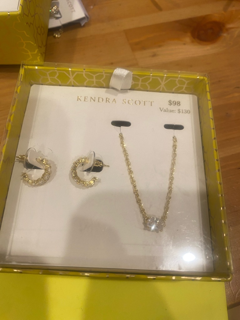 Happy Mother’s Day Kendra Scott Gold Hoop Earrings & Necklace Set - Gold